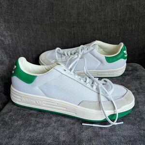 Adidas Originals Rod Laver Men’s Athletic Tennis Shoe White Sneaker  US 8